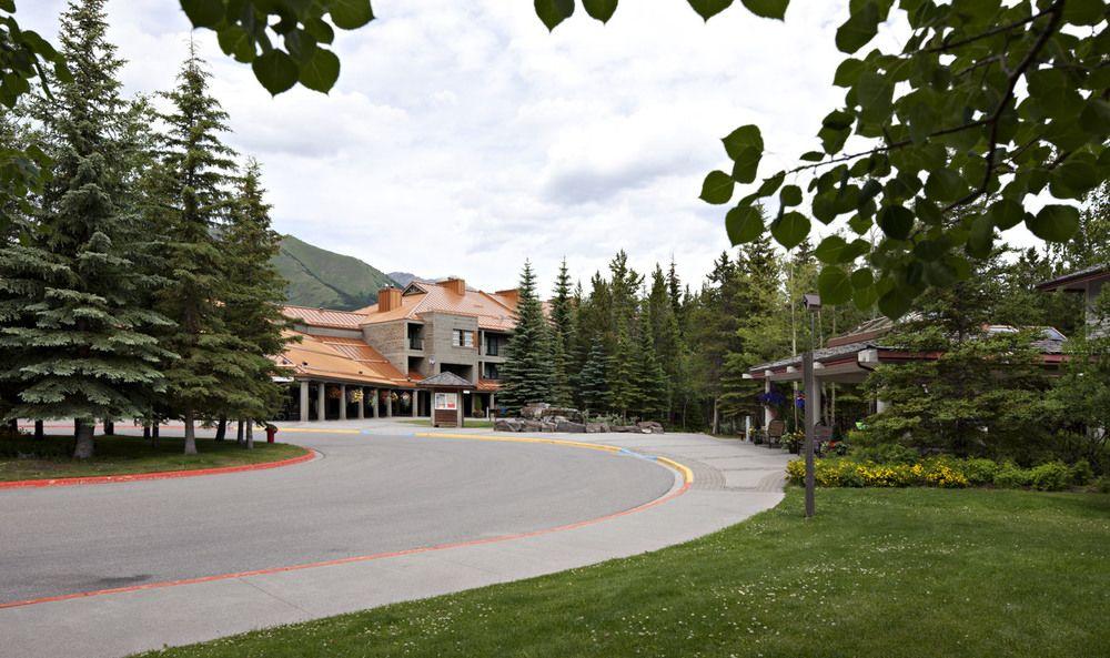 Mount Kidd Manor At Kananaskis Exterior photo
